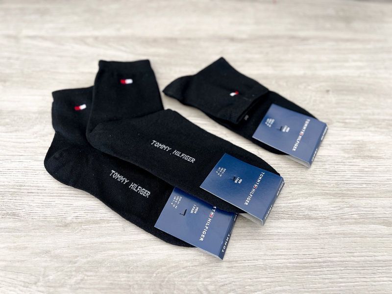Подарунковий бокс Tommy Hilfiger  із середньою шкарпеткою із 6 пар, чорні 94-ч фото